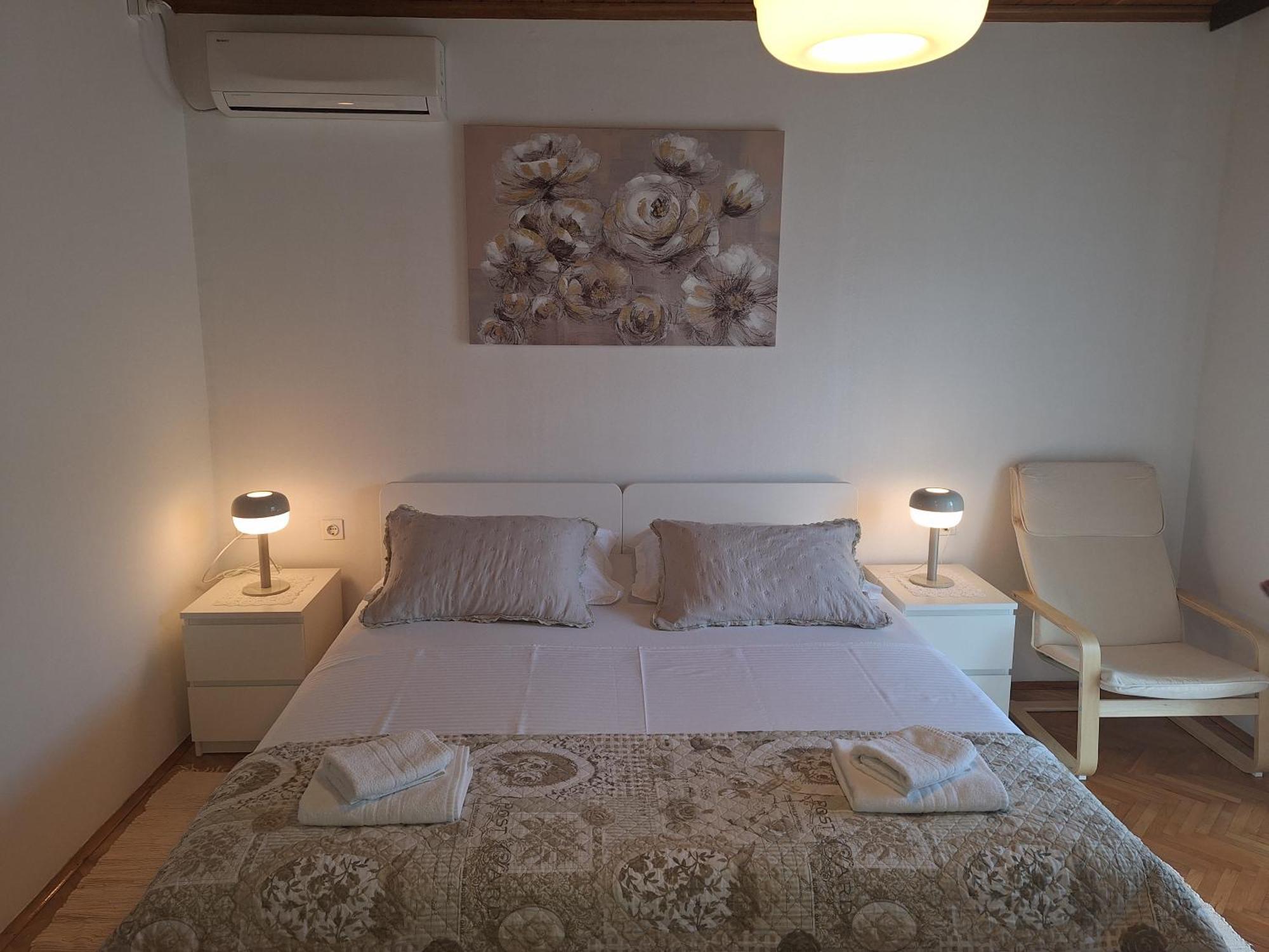 Holiday Home Leonida เยลซา ภายนอก รูปภาพ