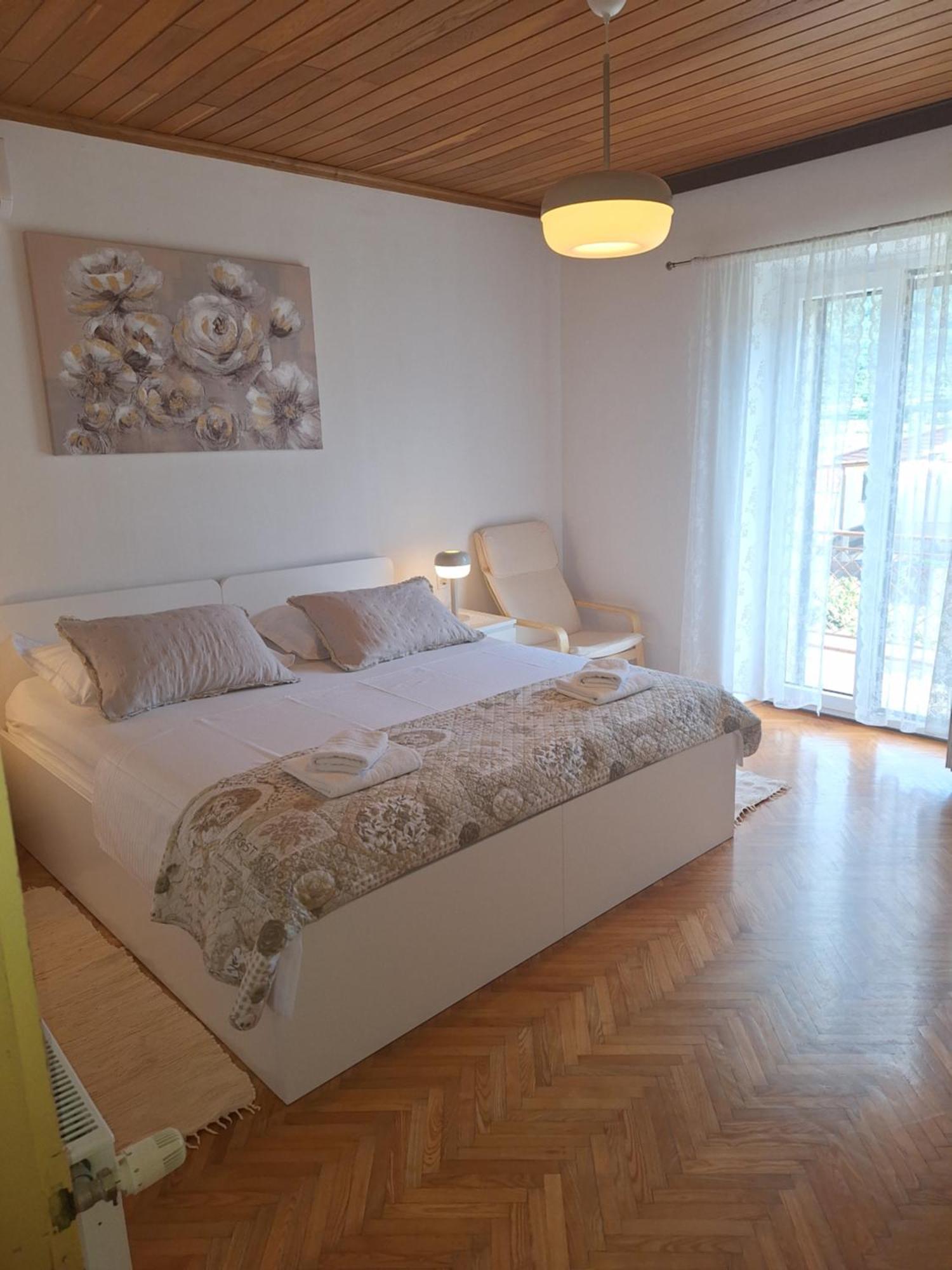 Holiday Home Leonida เยลซา ภายนอก รูปภาพ