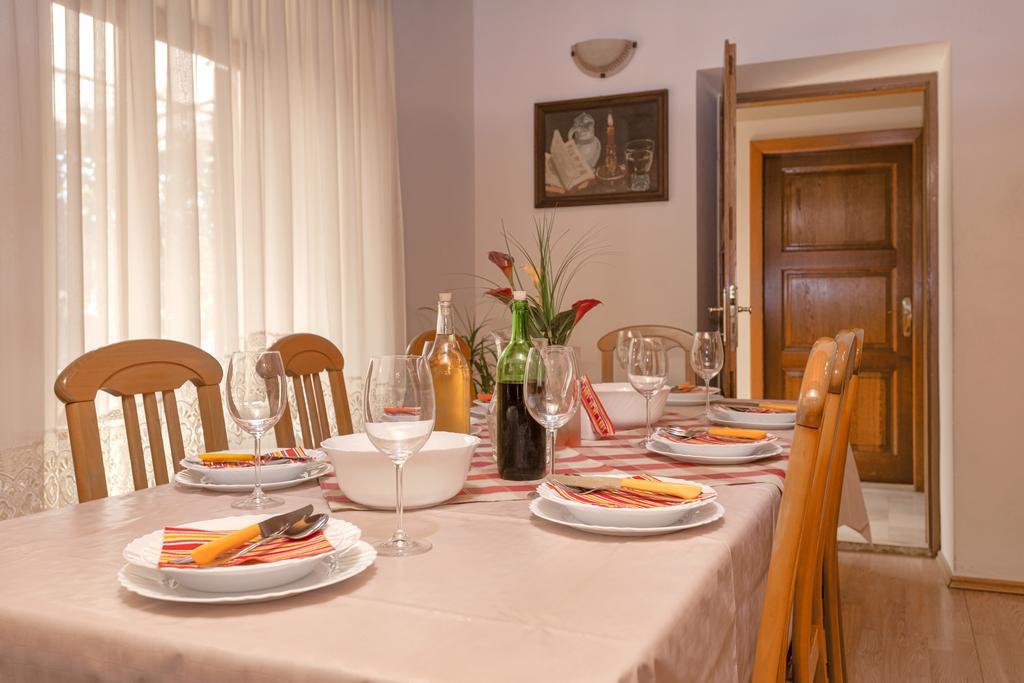 Holiday Home Leonida เยลซา ภายนอก รูปภาพ