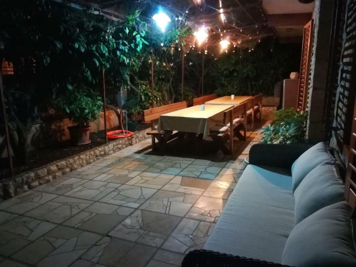 Holiday Home Leonida เยลซา ภายนอก รูปภาพ